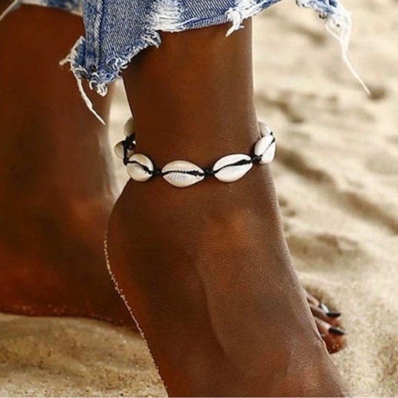 Seashell Ankle Bracelet - Picture 1 of 4